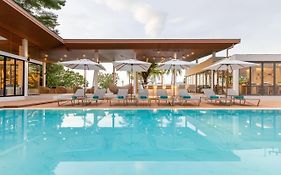 ลิฟ โฮเทล ภูเก็ต ป่าตอง บีชฟรอนต์